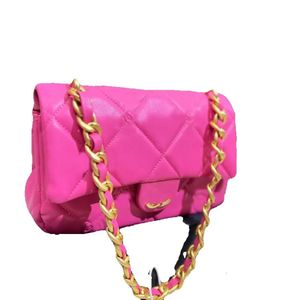 2023 Designer Womens Chain Shoulder Bag Sheepskin Flip Over Diamond Classic Embroidered Handbag Matelasse Thick Chain Underarm Bags Makeup