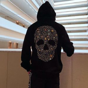 Herrtröjor 2023 Autumn / Winter Product Fleece Warm Pullover Hoodie Black and White Par Casual Rhinestone Skull Jacket Top