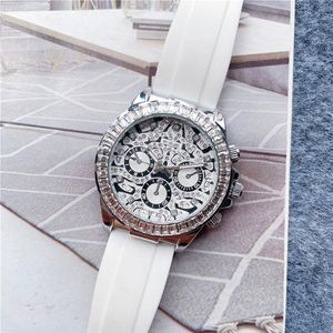 Brand Watches Men Women Leopard Crystal Diamond Style Rubber Strap Quartz Wrist Watch X184297x