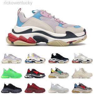 Balencaig Großhandel Triple S Flache Freizeitschuhe Herren Damen Plateau Sneakers 17FW Paris Vintage Old Rainbow Designer Luxurys Sports Dad Schuh 36-45