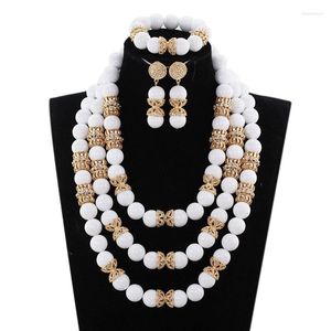 Halsbandörhängen Set 2023Chunky Statement Charms White Beaded African Nigerian Wedding Costume Jewelry for Women Abh774