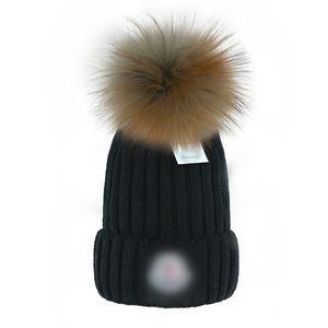 Luxo malha monclar verdadeiro hairball beanie designer feminino chapéu de lã carta inverno marca de moda hip hop engrossado chapéu masculino utdoor viagem esqui wearable t1