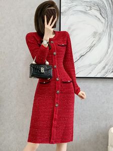 Basic Casual Dresses 2024 A Line Celebrity Small Fragrant Knee Length Knitted Sweater Dress Women's New Autumn/Winter Long Sleeve Diamond Bottom Runway Dress