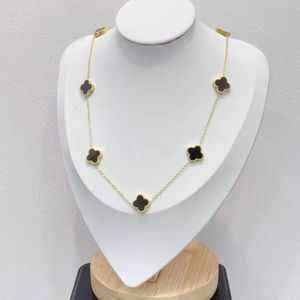 Clássico 4 Trevo de Quatro Folhas colar de designer Pingentes Madrepérola Aço Inoxidável Banhado 18K para Mulheres Menina designer de jóias cjeweler colares designer