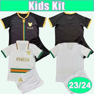 23 24 Venezia Kids Kit Soccer Jerseys Tessmann Johnsen Pohjanpalo Zampano Redan Home Away Football Shirts Kort ärmuniformer