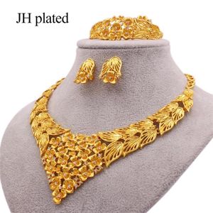 Orecchini Collana Set di gioielli Dubai 24k Colore oro Matrimonio africano Regali nuziali per le donne Bracciale Anello Set Gioielli Collares261n