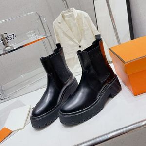 fashion new luxury Chunky heel Chelsea ankle boots black white Real leather Combat boots Designer booties women With box