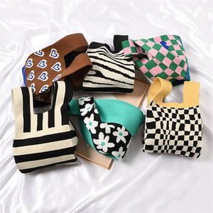 Sacos de compras de malha saco de pulso mulheres boho casual ombro tote mini xadrez nó feminino reutilizável bolsa de tecido 230923