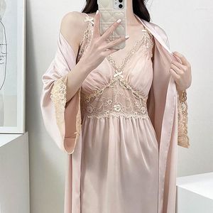 Kadınların Sweetwear Sexy Lace Hollow Out Nightgown Kimono Batrobe Elbise Seti Salonu Giyim Yaz V-Neck Twinset Kadın Robe Takım