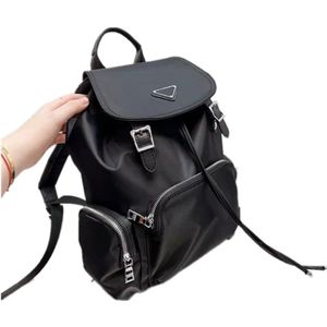 2021 Unisex Luxury Black Backpacks Designers Nylon School Bags 학생 등받이 팩 삼각형 유명 핸드백 Large226x