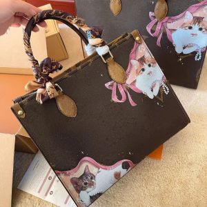 2023 Top Fashion Designers Womens Purse Flower Tote Bag dam Läder axelväskor Kvinnliga Big Handbag Onthego M45039 M44576