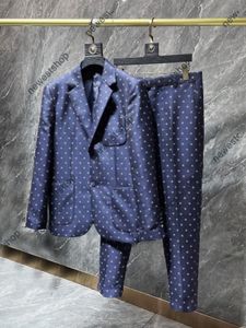 24SS Дизайнерские мужские костюмы Пиджаки в западном стиле Одежда для отдыха Тело Пальто с буквенным принтом Мужская куртка Slim Fit Повседневный мужской костюм высокого класса