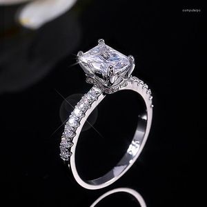 Anéis de casamento Zircão branco cúbico elegante para mulheres feminino jewerly design de noivado de cristal na moda