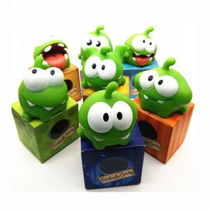 Bath Toys 7pcs Kawaii Vinyl Glue Rubber Cartoon Doll Phone Game Cut The Rope Frogs OM NOM Candy g Monster Bath Toy Figure 230923