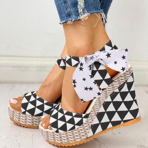 Sandaler Summer Fashion och Spring Women Wedge High Heels Solid Color Ribbon Casual Style 5 5 Sals