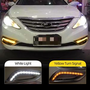 1 par de luzes do dia para Hyundai Sonata 8 8th Sonata 2012 2012 2012 2013 LED de carro DRL 12V Daytime Running Lights com Fog Lamp Hole244N