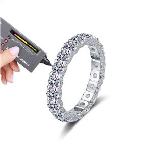 Iced Fullt Eternity Band Moissanite VVS Diamond Rings for Women Engagement