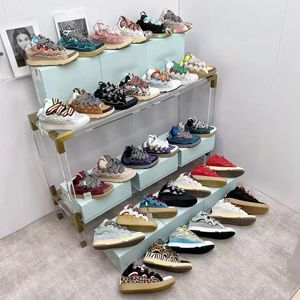 2023 Nuovo Designer Curb Scarpe sportive Uomo e donna Scarpe a rete Straordinaria pelle nappa goffrata Pelle scamosciata Pelle di vitello Piattaforma in gomma Scarpe sportive con piastra sol