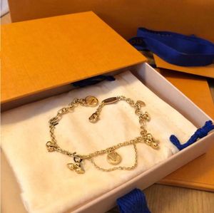 Дизайнерские браслеты для женщин, классические винтажные браслеты с буквами для мужчин и женщин, модные украшения, персонализированные праздничные подарки на заказ