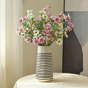 Flores decorativas flor artificial margarida pequena chá rosas botões vasos para decoração de casa acessórios casamento diy presentes haste longa falso