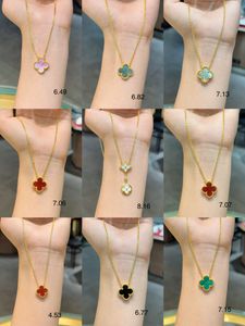 Designer pendant necklaces for women elegant 4/Four Leaf clover locket necklace highly quality choker chains designer jewelry 18K girls gift luck necklace