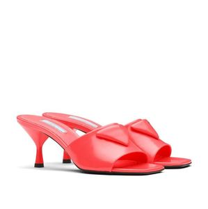 Yaz Sandal Tasarımcı Ayakkabı Kadın Yüksek Topuklu Terlik Fırçalı Kadın Topuk Slide Terlik Deri Topuklu Slaytlar Lüks Marka Kutu