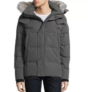 I designer di parka maschili in pelliccia inverno parka goots giacche badge puffer badge spessa capispalla più dimensioni