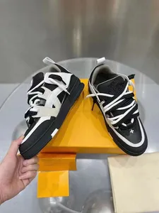 Designer Luxury Men's Casual Shoes Fashion Women's Leather Shoes Vintage Trainer Sneakers White and Black Men's 0915