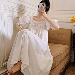 Kvinnors sömnkläder Kvinnor Summer Short Sleeve Cardigan Loose Nightdress Princess Vintage Lace Square Collar Long Nightgown Cotton