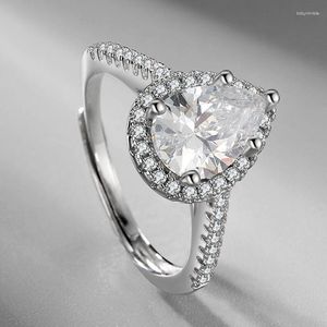 Bröllopsringar Moissanite Zircon Gypsophila Silver Färg Kvinnlig hjärtformad Resizable Ring Inlaid Crystal Proposal Engagement Smycken