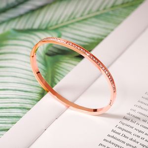 Stainless Steel Rose Gold Fine Women's Bracelet 2023 New Fashion Elegant Inlaid Drainage Diamond Titanium Steel Bracelet