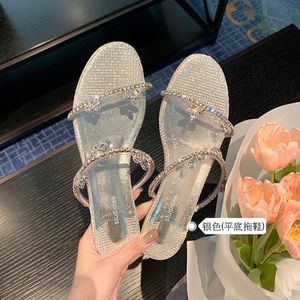 Chinelos 2022 verão novo sonho strass sandálias planas estilo fada doce sandálias de dedo aberto 230427