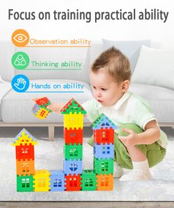 Casas de construção de blocos de plástico multicoloridos infantis e brinquedos DIY