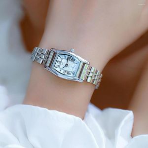腕時計女性の時計ファッション高品質の茶色の革ストラップクォーツウォッチフォーレミススクエアダイヤルレディース防水時計