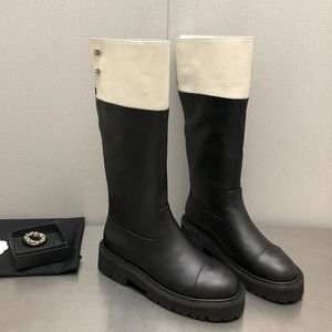 23SS Bayan Diz Botlar Tasarımcı Tıknaz Topuklu Knight Western Rainboots Motosiklet Kar Botu Strass Slig LaBrice Sole Departılı Doku Günlük Ayakkabı