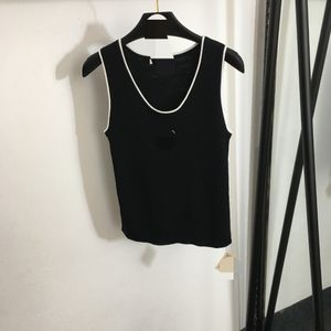 916 2023 Runway Autumn Women's Sweaters Brand SAme Style Sleeveless Black White Pullover Black Fashion Clothes High Quality 2037463