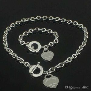 Sälj födelsedag julklapp 925 silver kärlek halsband armband set bröllop uttalande smycken hjärthänge halsband armband se298z