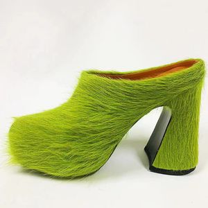 Sapatos de vestido Marca de luxo Mulheres Horsehair Fur High Saltos Itália Alta Qualidade Moda Real Couro Redondo Furry Mules 230925