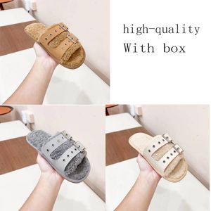 2023 Autumn/Winter Plush Sandals Fashion Designer Womens Flat Bottom Wool One Piece Slippers Black Off White Miter Slippers Factory Shoes 35-40