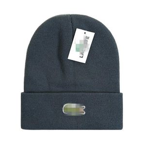 2024 Yeni Timsah Örgü Şapka Tasarımcı Skullcap Erkek Sonbahar/Kış Şapkası Lüks Kafatası Şapkası 15 Renk İçinde Uyum