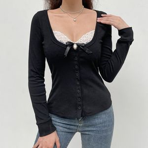 Magliette da donna Vintage coreano da donna in pizzo corto top con fiocco volant Kawaii bottone nero manica lunga sexy vedere attraverso magliette pullover