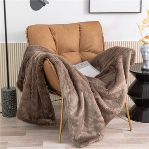 Coperte Stile moderno di grandi dimensioni Capelli lunghi Piuma Coperta in pelliccia sintetica Coperta decorativa in tessuto artificiale