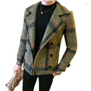 Men's Wool 2023 Men Woolen Jacket Winter Double Breasted Windbreaker Fashion Retro Tartan Jackets Man Slim Fit Short Trench