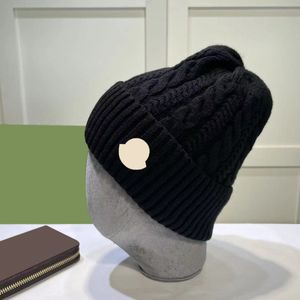 Beanie Winter Hat Designer Monclir Hat Autumn and Winter New Wool Wool Hat Luxury Kninted Hat الرسمية الإصدار 1: 1 Craft Casquette Beanie