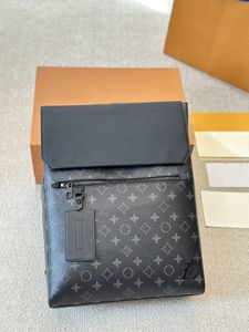23SS Herren-Luxus-Designer-Rucksäcke, Leder-All-Match-Handtasche, große Kapazität, Geschäfts- oder Reisetasche, gehobener Outdoor-Rucksack, 30 cm