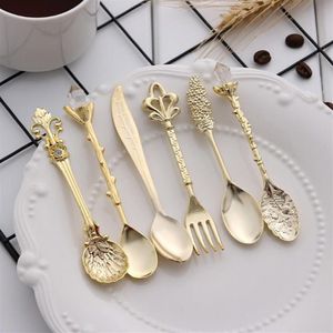 6st Vintage Spoons Fork Mini Royal Style Metal Gold Carved Coffee Fruit Dessert Kitchen Tool Teskoon Set225m