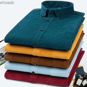 Koszulki męskie sukienki plus size s ~ 7xl Corduroy Shirt Men swobodne długie rękawy zwykłe dopasowane sukienki biznesowe do męskiej miękkiej kieszonki YQ230926