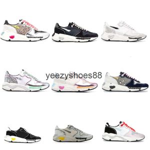 Goldenss Gooss Fashion Włochy Deluxe Sneakers Running Sole Women Buty Klasyczne białe cekinowe cekinowe brudne projektant supergwiazda m