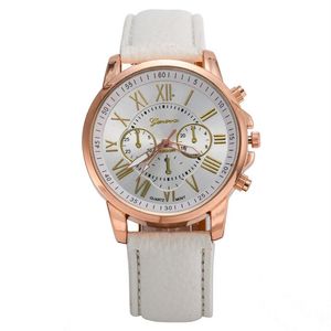 Nytt läderband Watch PU armbandsur för kvinna Xmas Gift Quartz Watch Colorfull att välja Watch 0013282i