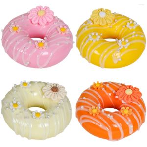 Decorazione per feste 4 pezzi Ciambelle Modelli da dessert Torta artificiale Pane Nastro natalizio Realizza finti oggetti in PVC finto per alimenti PU Realistico